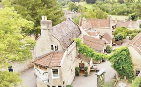 Wheelwrights Arms Country Inn & Pub